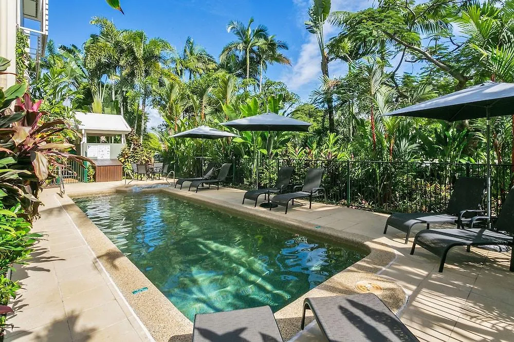 Aparthotel Port Douglas Apartments - Adults Only Oasis