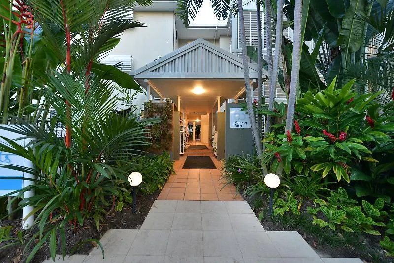 Port Douglas Apartments - Adults Only Oasis Port Douglas